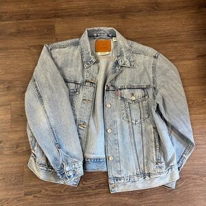 Levi’s denim/jean jacket